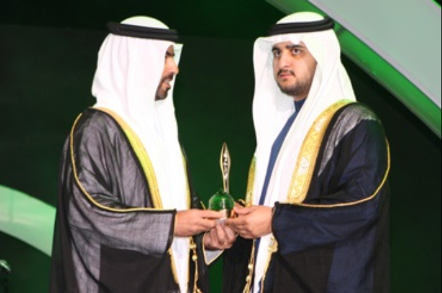 محمد بن راشد يلتقي عدداً من الوزراء والأعيان