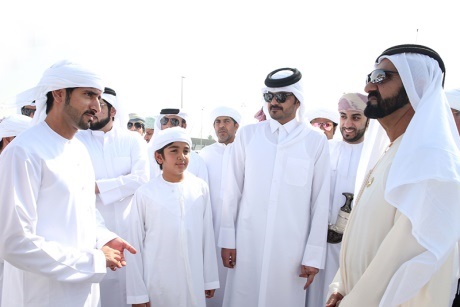محمد بن راشد يشهد سباقات اليوم الـ12 لمهرجان ختامي المرموم 