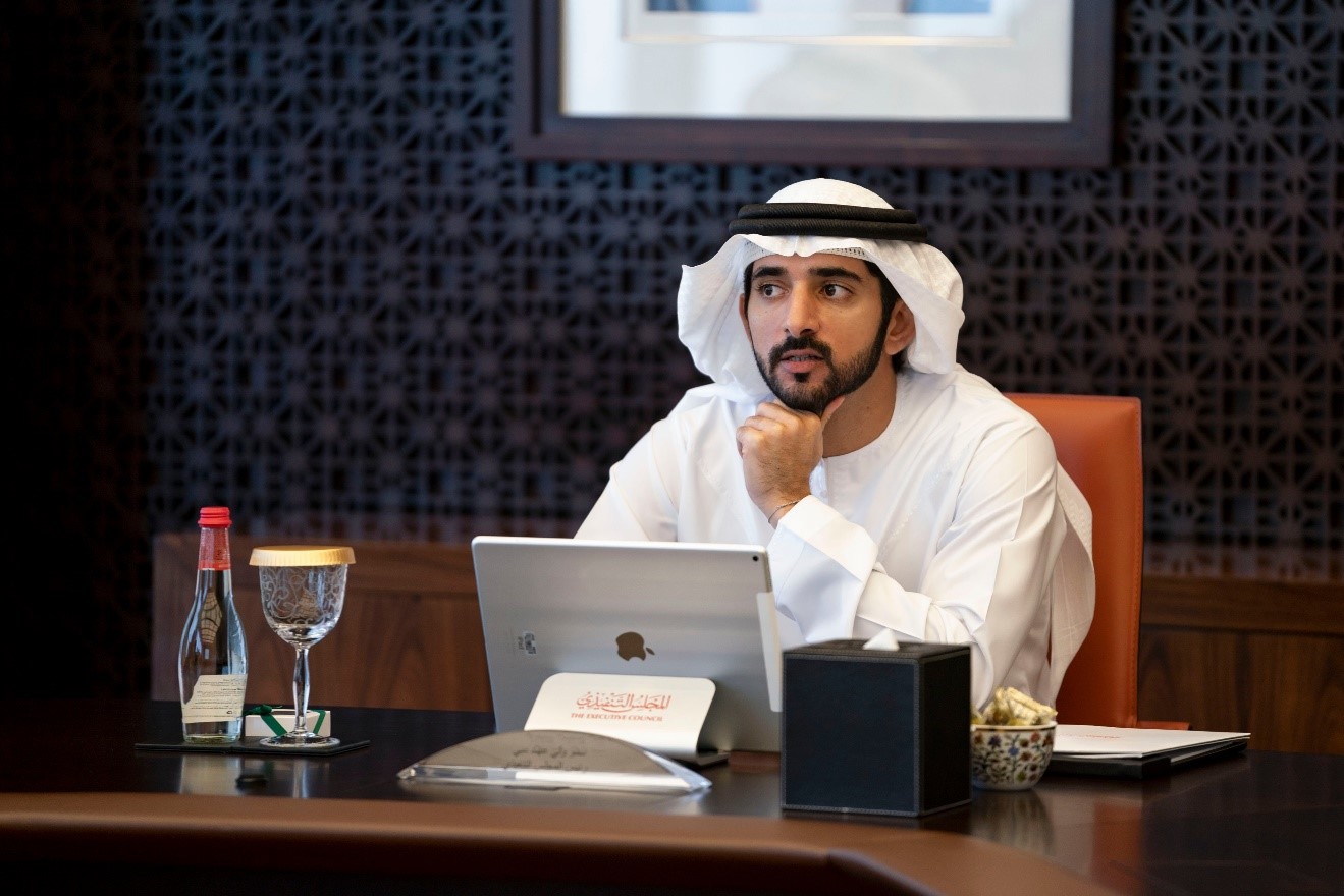 حمدان بن محمد يصدر قرارا بشأن تنظيم تقديم خدمة تبريد المناطِق في دبي