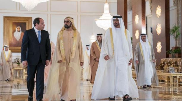 محمد بن راشد ومحمد بن زايد يستقبلان الرئيس المصري