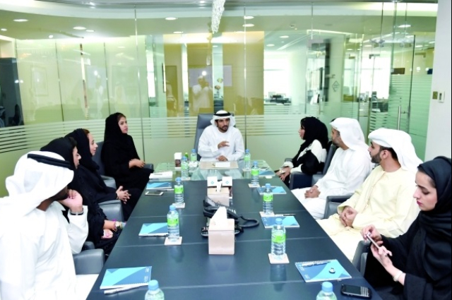 محمد بن راشد يعتمد مشروع بانوراما الخور وشعار وأسماء محطات ترام الصفوح