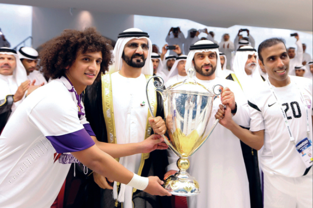 محمد بن راشد يلتقي أوائل طلبة جامعات الإمارات
