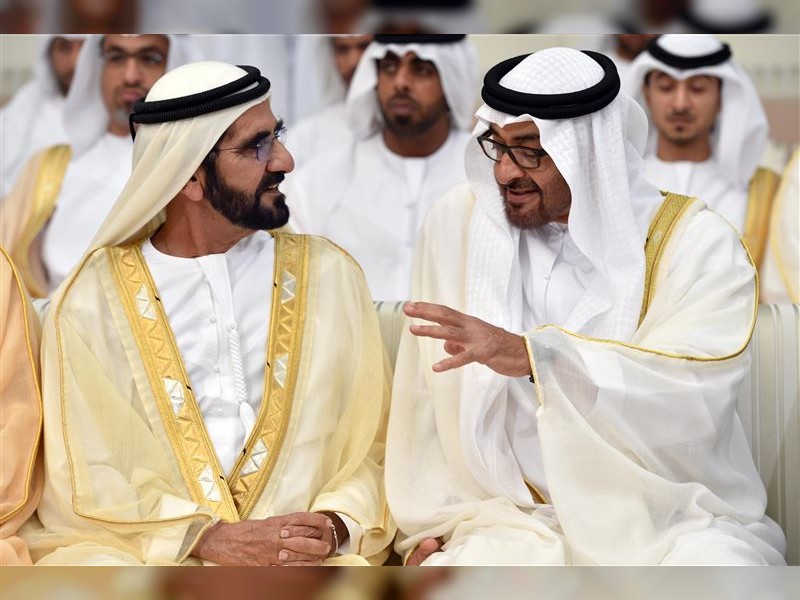 محمد بن راشد ومحمد بن زايد يتناولان الغداء مع رؤساء وفود الدول المشاركة في معرض دبي الدولي للطيران