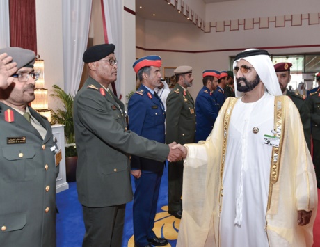محمد بن راشد يستقبل رؤساء وفود الدول المشاركة