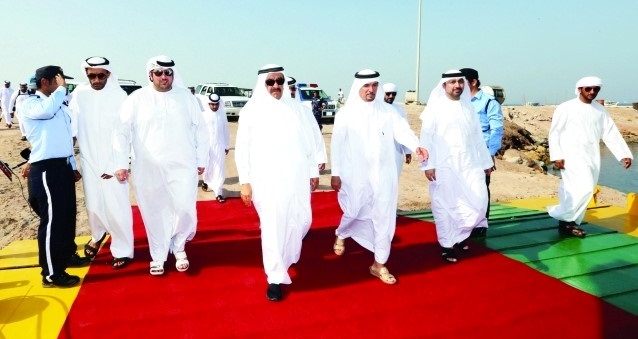 مكتوم بن محمد يكرّم الشركات الفائزة بجائزة محمد بن راشد للأعمال 2014