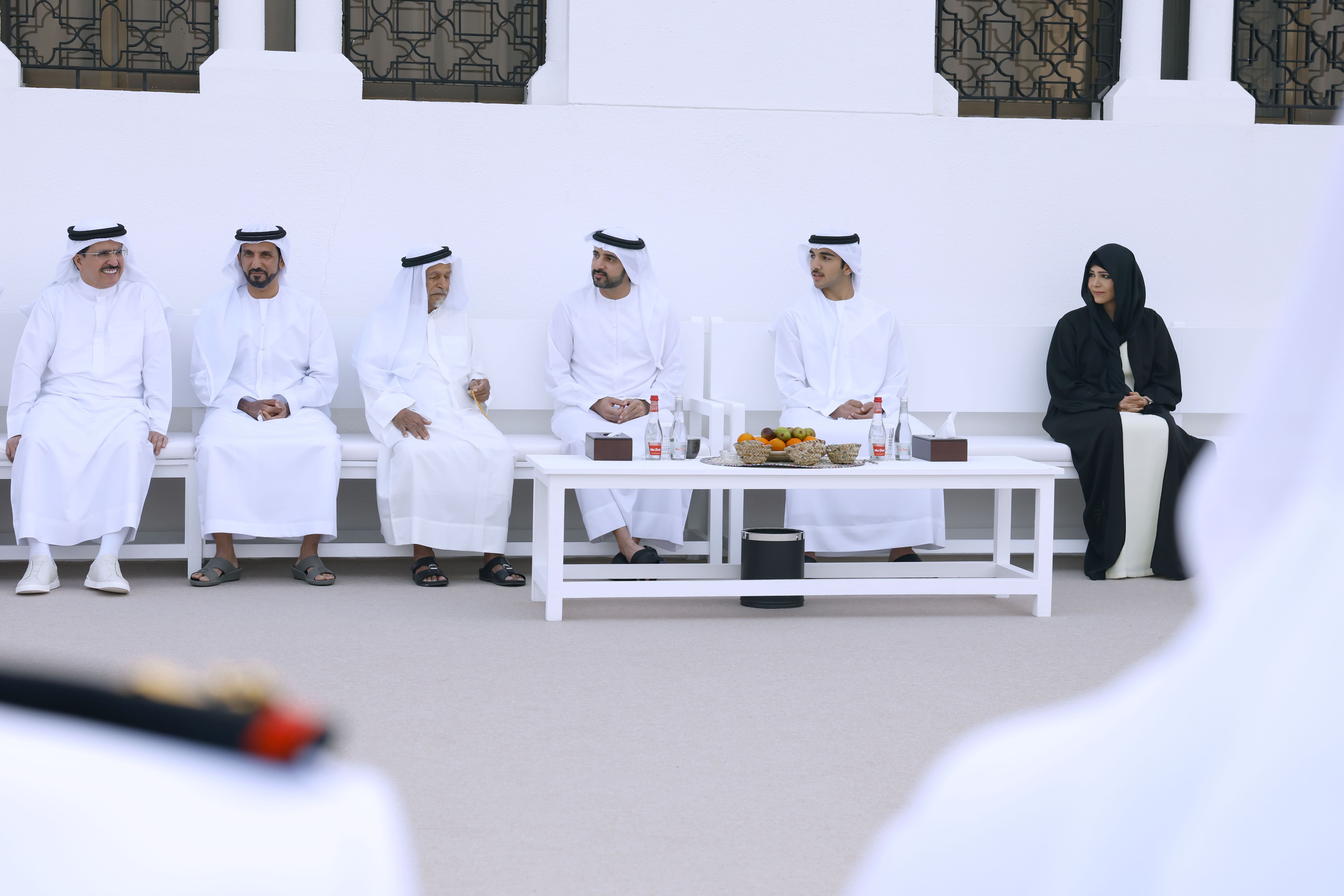 حمدان بن محمد: العمل بروح الفريق الواحد ومضافرة الجهود برؤية واضحة لمتطلبات الريادة ركائز لمسيرة التنمية في دبي
