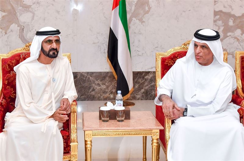 محمد بن راشد يعزي حاكم رأس الخيمة في وفاة حمد بن محمد القاسمي