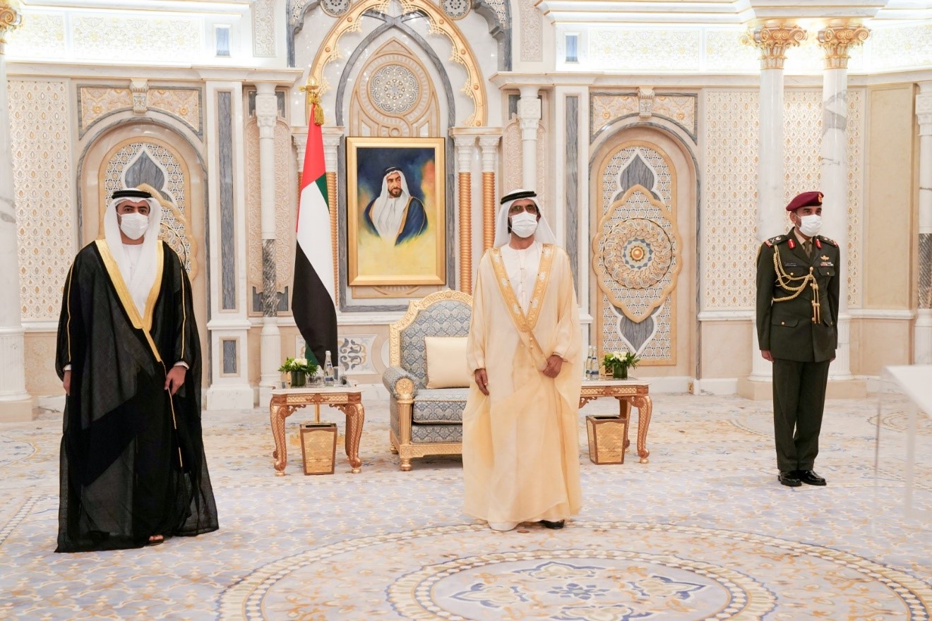 أمام محمد بن راشد .. سفيران يؤديان اليمين القانونية وسموه يتسلم أوراق اعتماد عدد من السفراء الجدد المعينين لدى الدولة