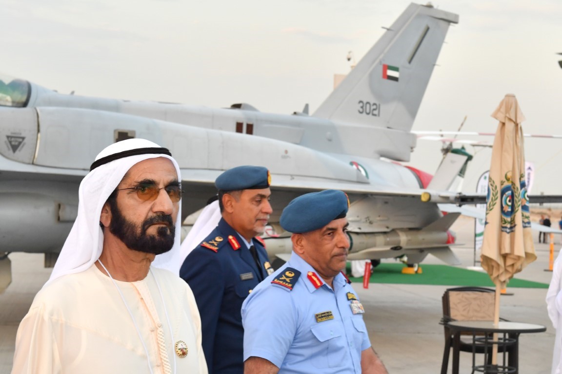 محمد بن راشد يتفقد سير العمل لاستقبال معرض دبي الدولي للطيران 2019 