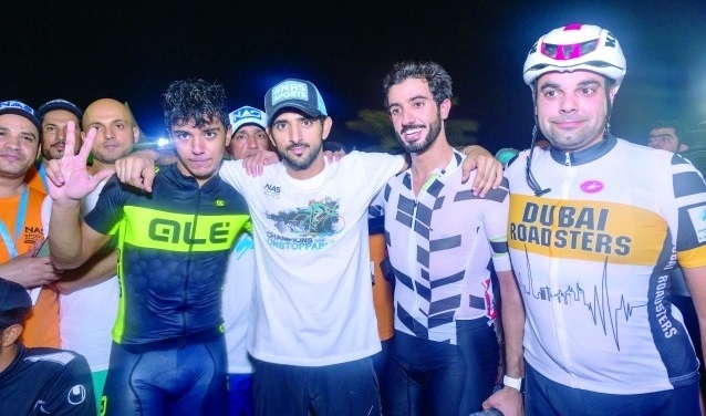 محمد بن راشد في مقدمة مستقبلي رئيس الدولة 