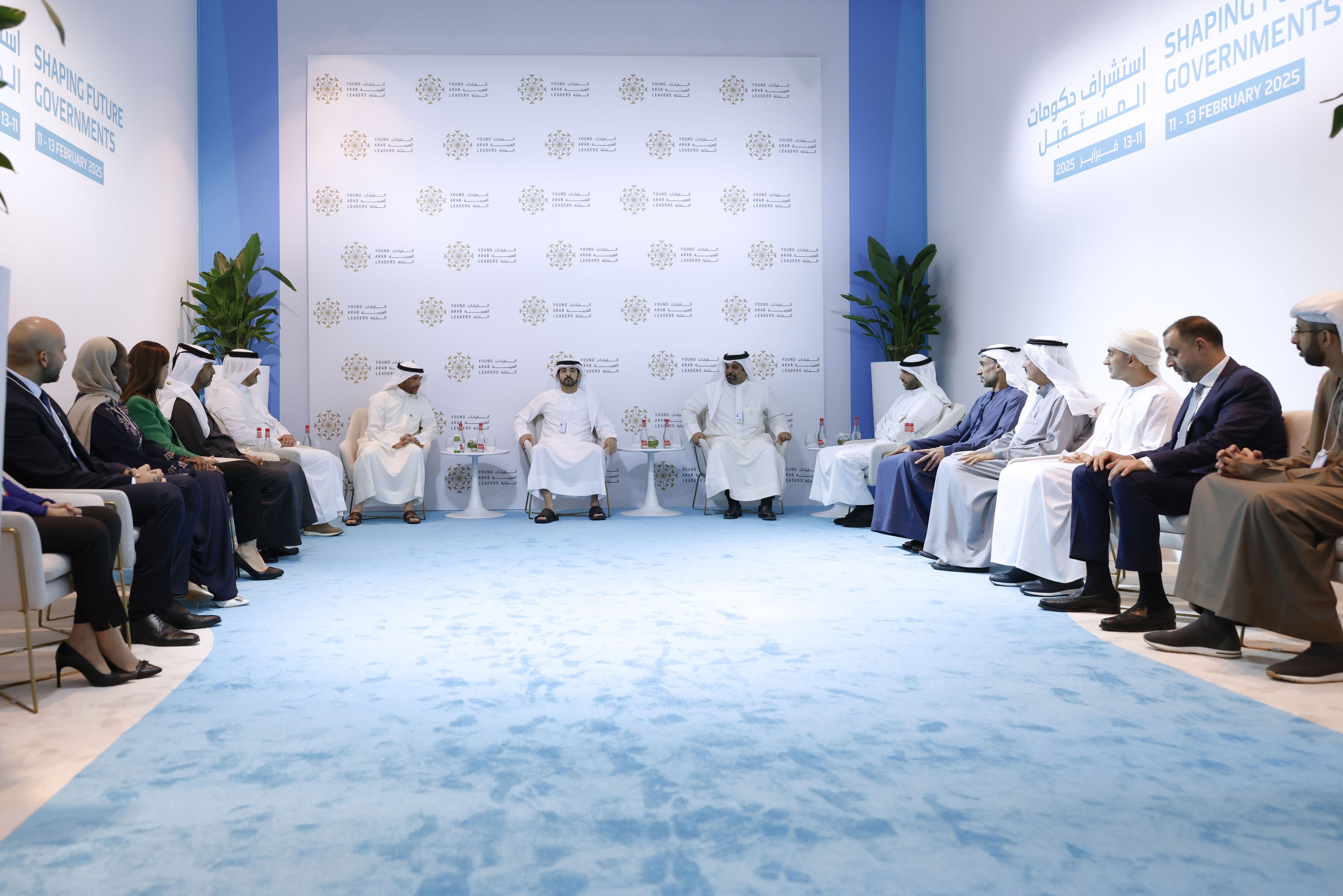 حمدان بن محمد يشهد أعمال "منتدى القيادات العربية الشابة".. ويؤكد: الطاقات الشابة العربية كثيرة وجديرة بالثقة والمسؤولية