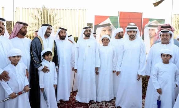 محمد بن راشد يحضر أفراح الحميري والفلاسي
