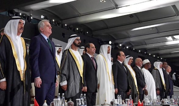 محمد بن راشد ومحمد بن زايد والحكام وضيوف الدولة يشهدون احتفال اليوم الوطني الـ45