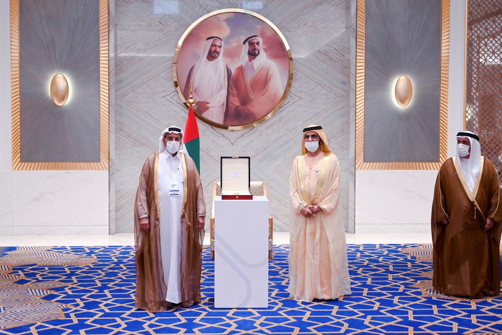 محمد بن راشد يكرّم الفائزين بجائزة دبي التقديرية لخدمة المجتمع