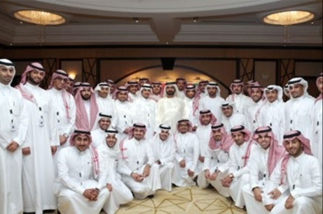 حمدان بن محمد يشهد حفل تخريج الدفعة الـ15 من كلية راشد البحرية