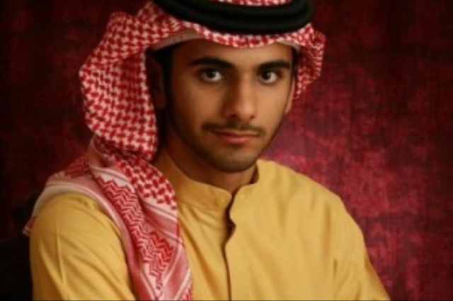 محمد بن راشد يزور ضريح الشيخ زايد