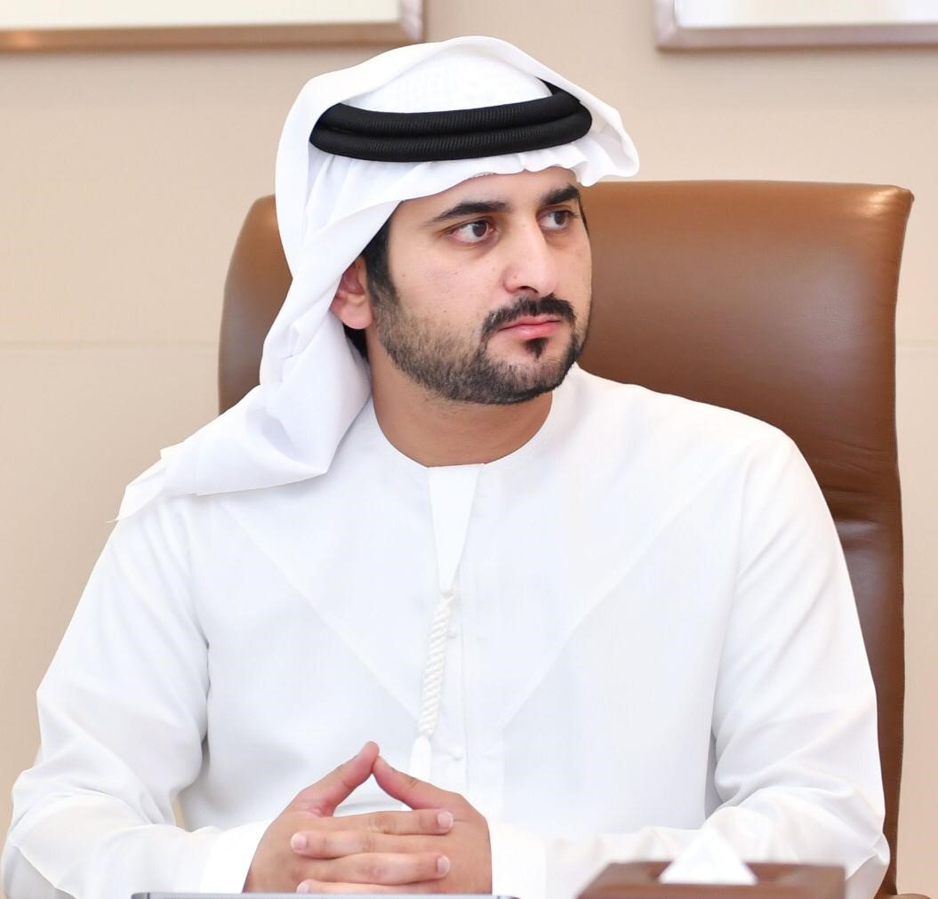 مكتوم بن محمد يُعلن إطلاق "قمة دبي للتكنولوجيا المالية"