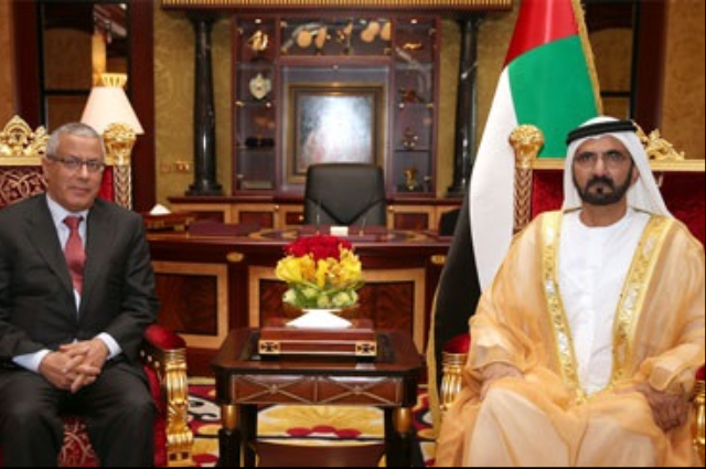 مكتوم بن محمد يشهد التوقيع على مذكرة تفاهم بين المجموعة الدولية للخيول ومجموعة مزارع ولاية تيان جين الصينية.