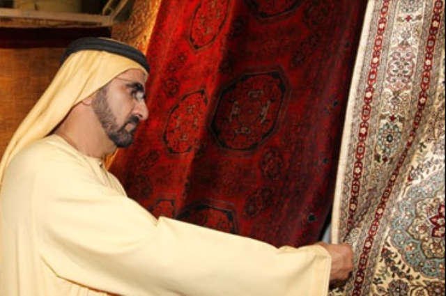 حمدان بن راشد يستقبل سفير جمهورية تشيلي  وأعضاء مجلس العمل الهندي