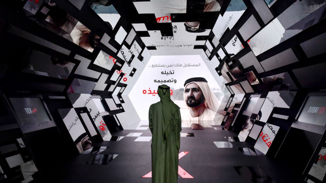 محمد بن راشد يزور "دبي X 10" ويوجّه بسرعة تنفيذ مشاريعها 