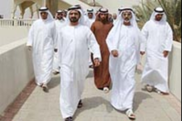 محمد بن راشد يستقبل وفد شركة أوريكس اليابانية العالمية