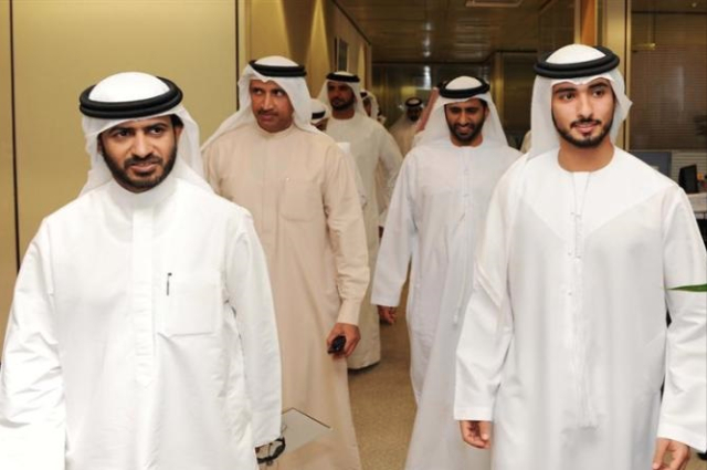محمد بن راشد يترأس جلسة مجلس الوزراء 