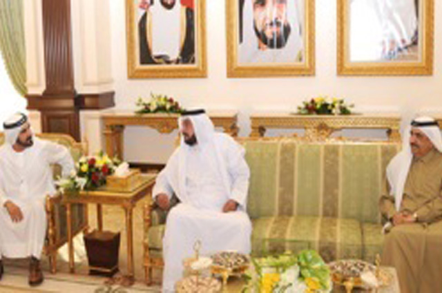 محمد بن راشد يزور مركز المرور والترخيص بإمارة الفجيرة 