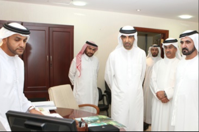  حمدان بن راشد يستقبل خريجي المرحلة الثانوية بالمعهد الديني الخاص