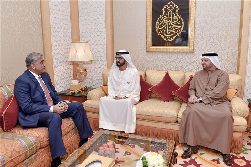 محمد بن راشد يستقبل رئيس أركان القوات المسلحة الباكستاني والوفد المرافق