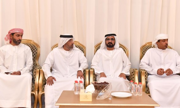 محمد بن راشد يعزي في وفاة محمد ثاني السويدي 