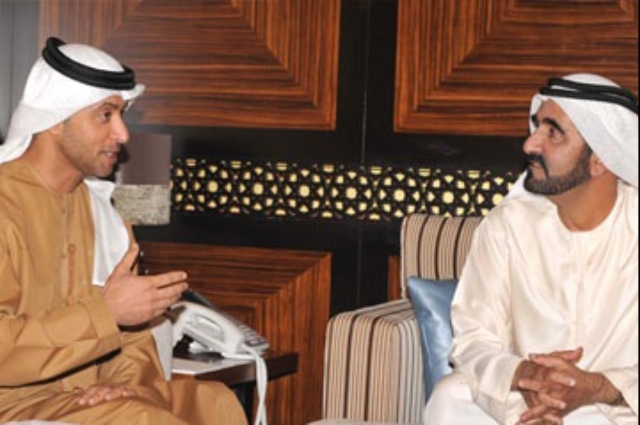 محمد بن راشد يقدم واجب العزاء بوفاة محمد خلفان بن خرباش