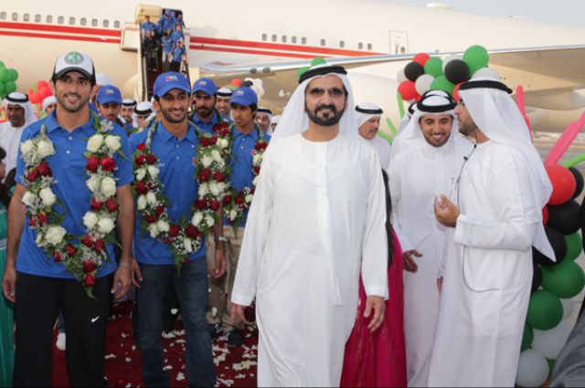 محمد بن راشد يشهد حفل تخريج الدفعتين الـ/21/ من كلية دبي الطبية للبنات والـ/16/ من كلية الصيدلة